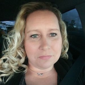 Meet your Posher, Carla